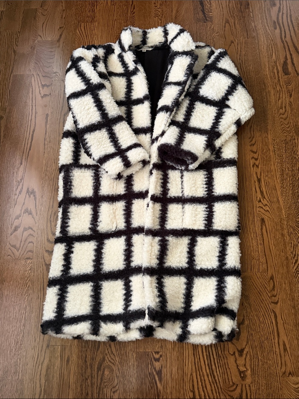 DAVI & DANI Cream and Black Plaid Teddy Coat medium - Picture 8 of 14